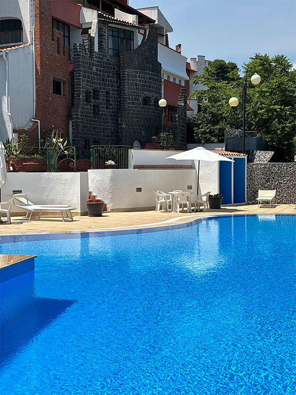 piscina-hotel-biancaneve-2